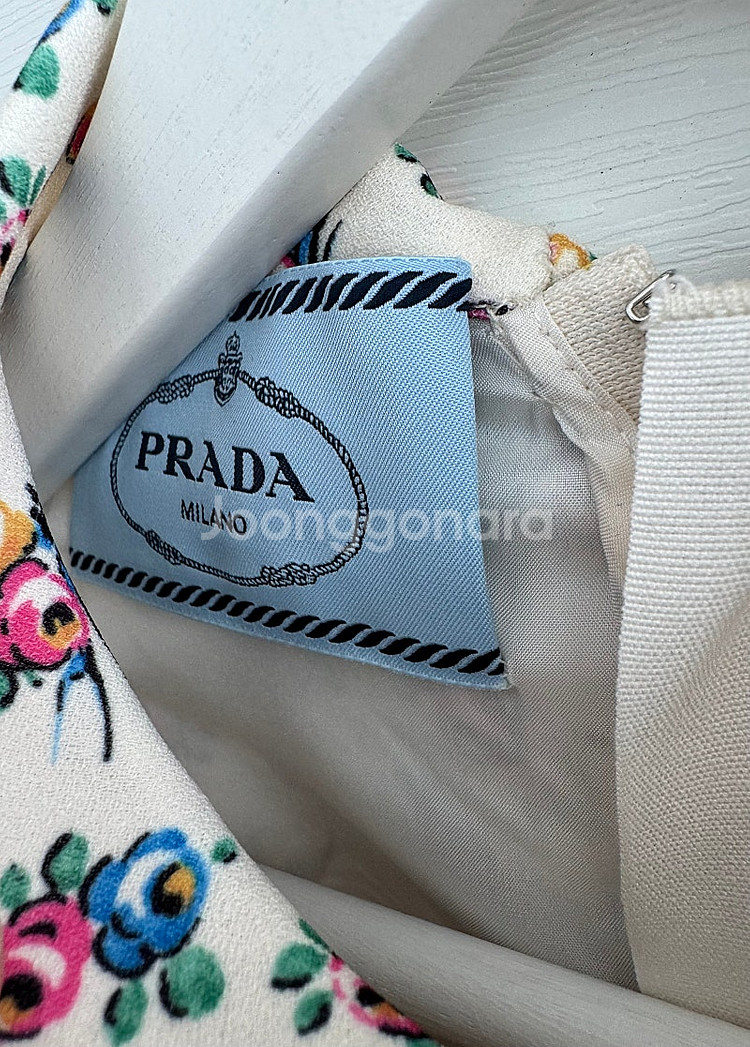[PRADA] 프라다 하이엔드 플라워 플리츠 드레스 상...--3