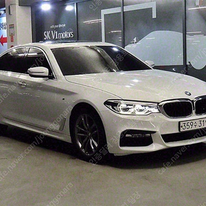 BMW 5시리즈 중고 BMW 520D 중고 5시리즈 중고차 할부 흰색 2018년식 520d xDrive M 스포츠 플러스 중고자동차