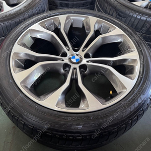 [판매] BMW x5, x6 30d F바디 y스포크 20인치 휠타이어 판매합니다.