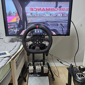 PXN-V10 레이싱 휠 + 휠 거치대 + 42"TV +TV 스텐드
