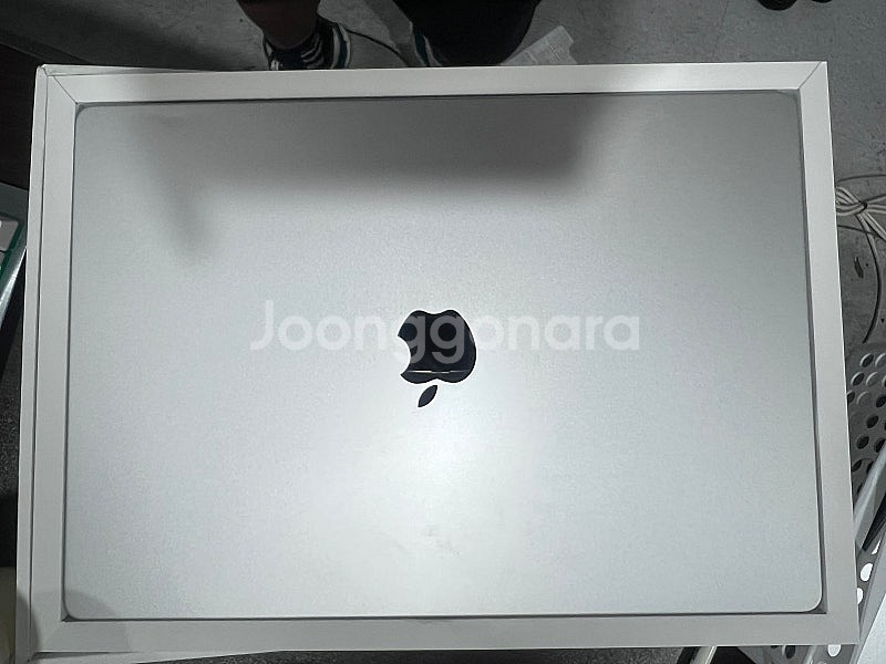 맥북프로 16 M3 Max, 램 96GB 저장공간 1T...--3