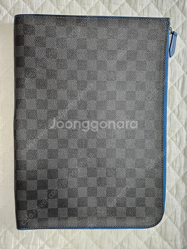 루이비통 포쉐드 주르 GM 블루 남성 클러치--0