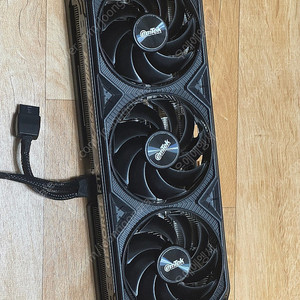 이엠텍 rtx 4080 블랙스톰
