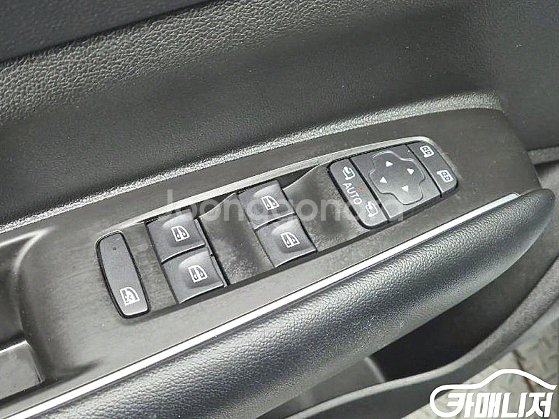 르노코리아(삼성) 더뉴QM6 2.0 LPe LE 2WD...--1