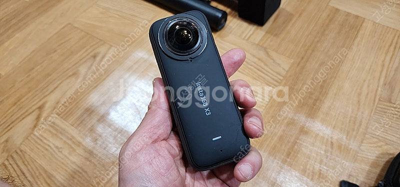 인스타 360 3x, 본체만 25만--2