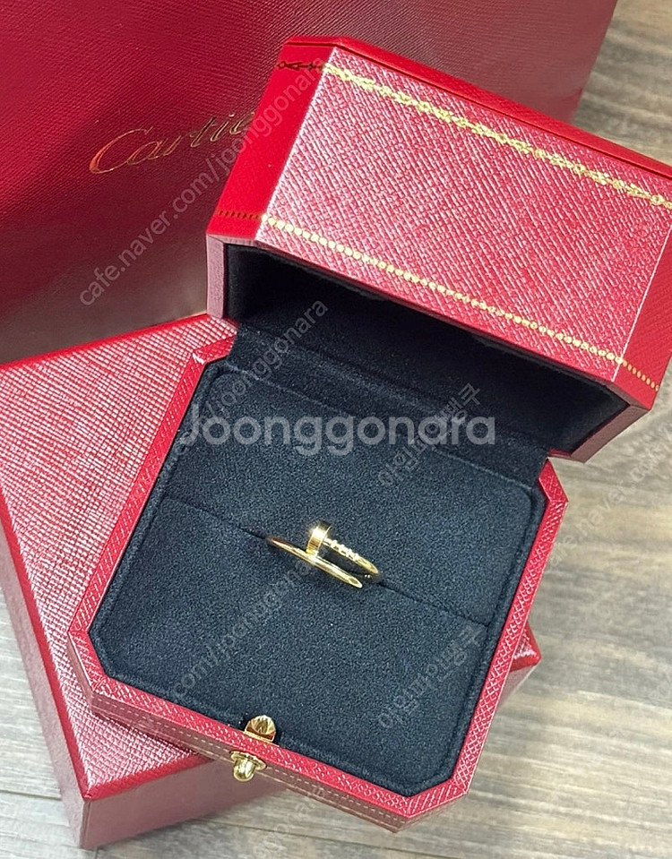 정품 까르띠에 앵끌루 반지--0