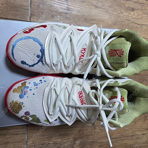 나이키 카이리 5 농구화 KYRIE 275