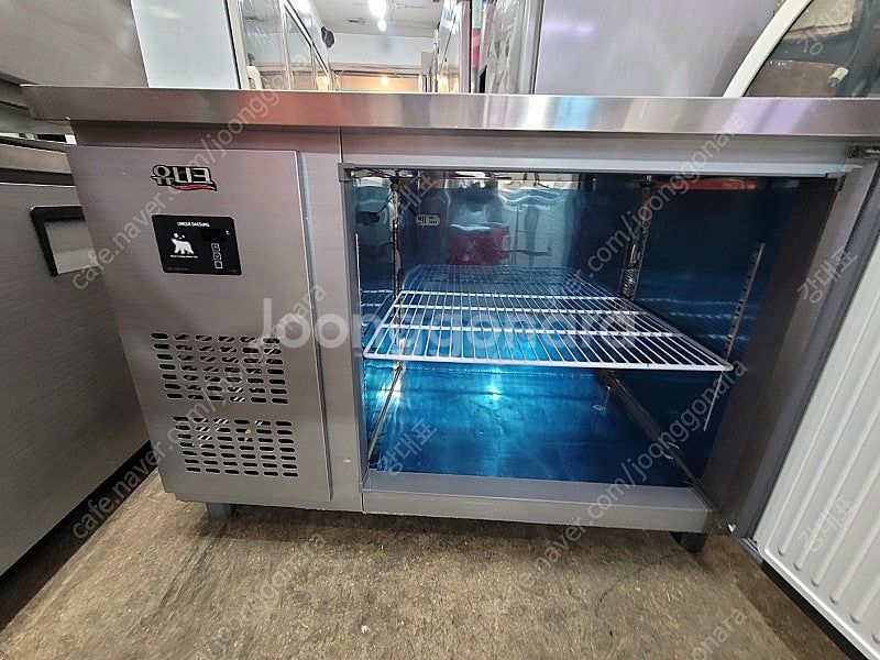 [판매]업소용냉장고 1200테이블냉동고 A급--6