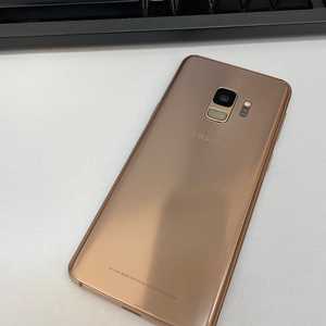갤럭시S9 골드 64GB 상태좋은 중고11만팝니다.