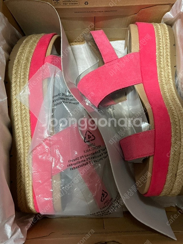 새상품) 어그 ugg 8 250 핑크 플랫폼 샌들 스웨...--5