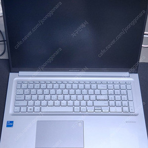 ASUS 비보북 17 1240p 16g 256g