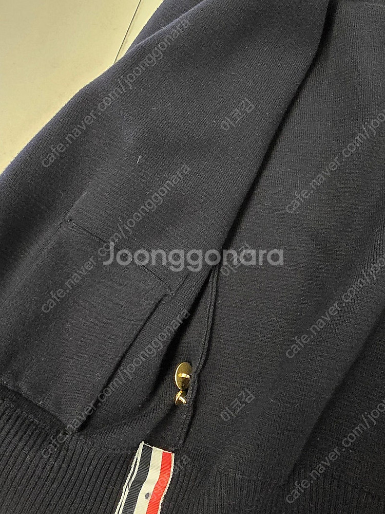 톰브라운가디건 발렌시아가청자켓--6