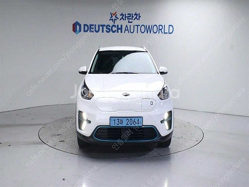 기아 니로 중고 니로 중고차 흰색 2021년식 28,8...--4