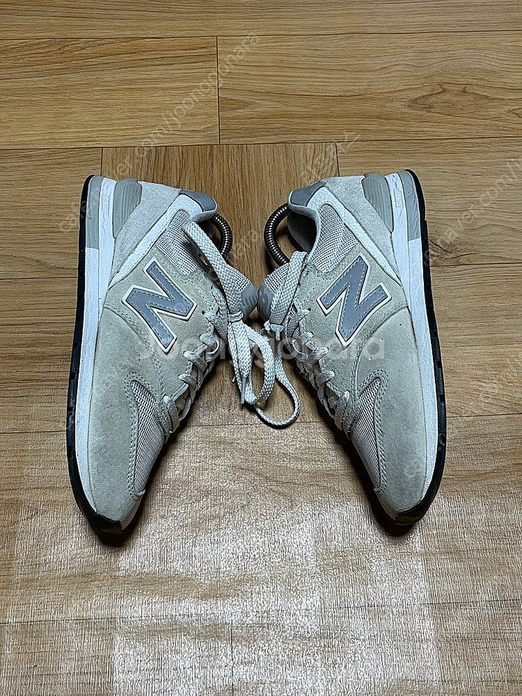 뉴발란스 정품 996 CM996BT 235 아이보리--0