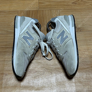 뉴발란스 정품 996 CM996BT 235 아이보리