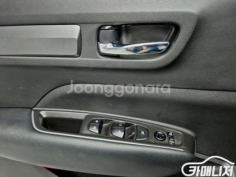 르노코리아(삼성) 더뉴QM6 2.0 LPe LE 2WD...--8