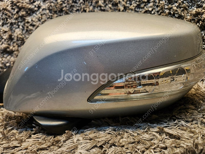 제네시스쿠페 운전석 전동사이드미러 9핀 은색 팝니다--2