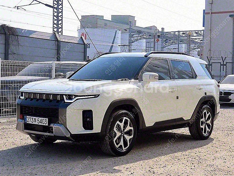 토레스 중고 구매 흰색 2025년식 3,949km 1....--3