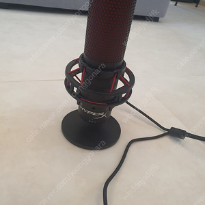 HyperX QuadCast 마이크