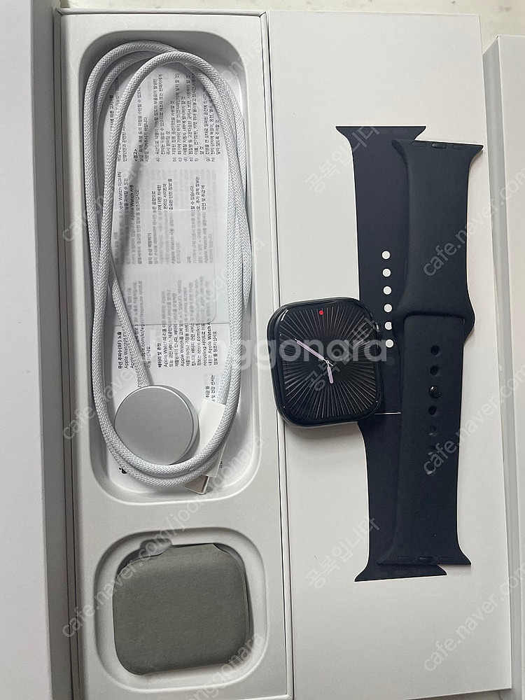 애플워치10티타늄 42mm 25.6.21 구매 개봉신품--0