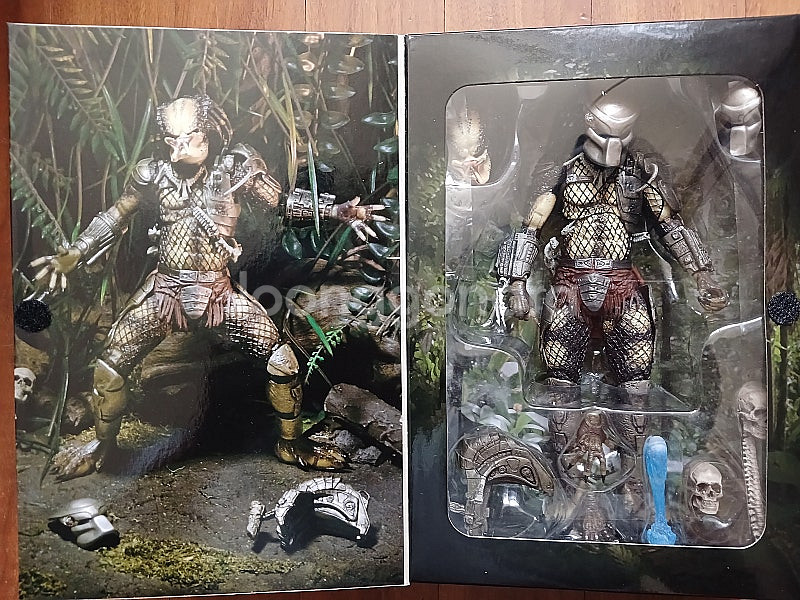 NECA 네카 프레데터 정글헌터 피규어 팝니다~--2