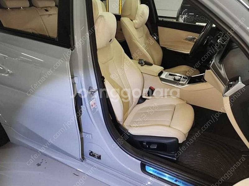 BMW 3시리즈 중고 BMW 중고 BMW 3시리즈 중고차 할부가능 회색 2023년식 67,783km 320i M 스...--9