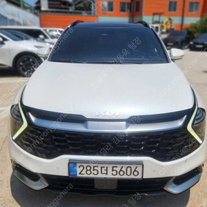 29,268 km 스포티지 중고 시세 스포티지 중고차 1.6 가솔린 2WD 시그니처 중고차리스구매 흰색