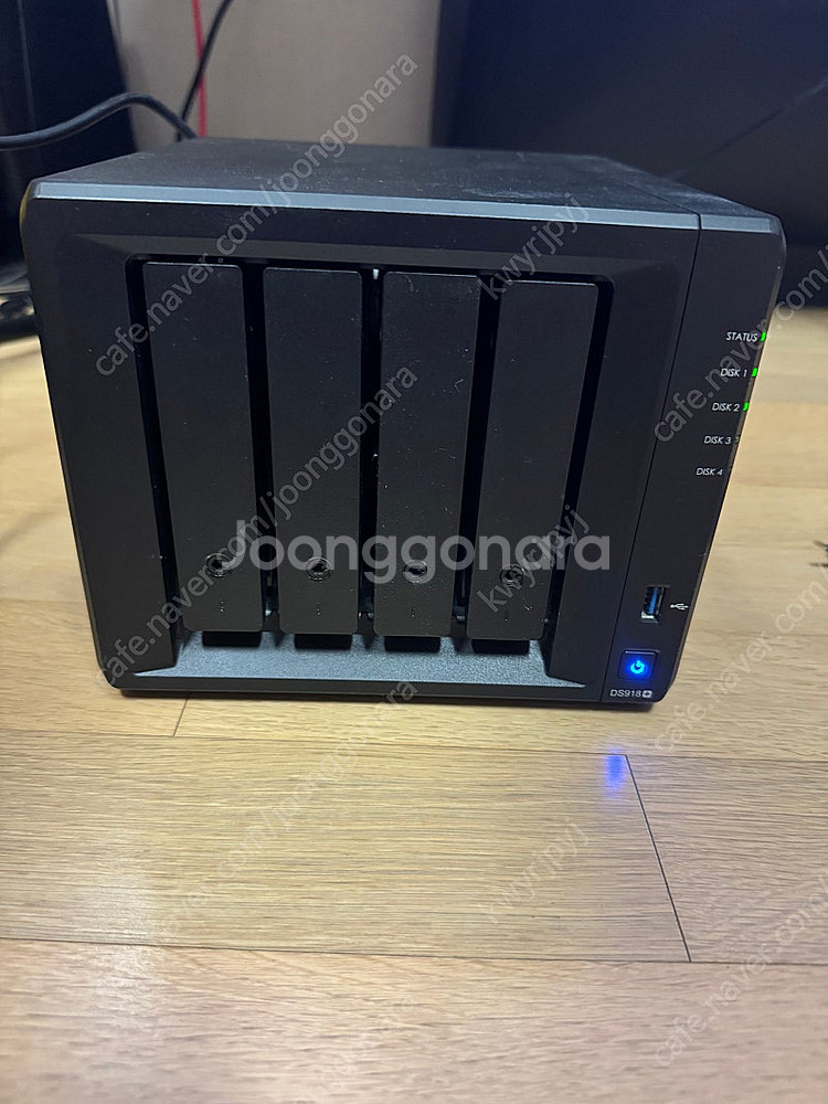 시놀로지 NAS DS 918+ 8g 3tb*2개 판매--0