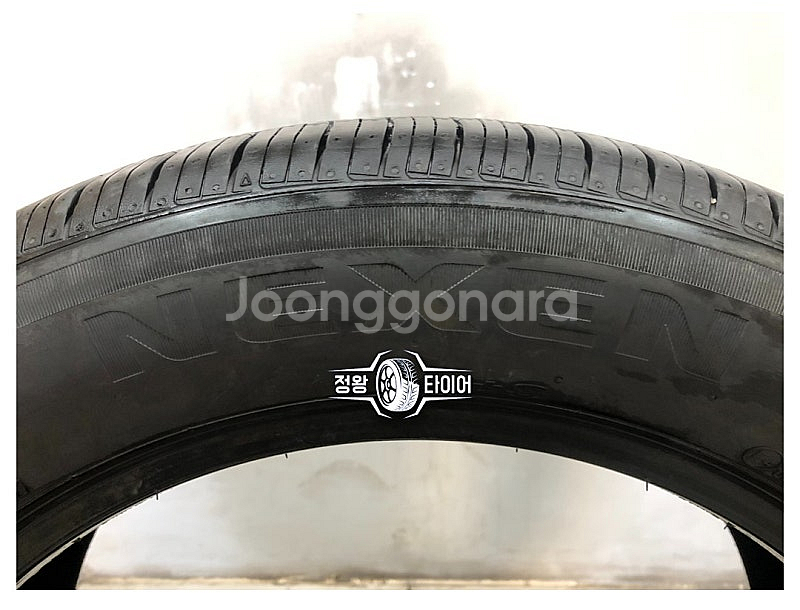 중고타이어 넥센타이어 로디안GTX 235/65R17 스...--4