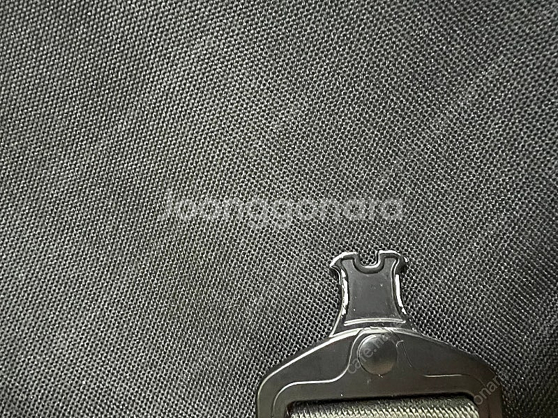 메종미네드 메신저백 판매합니다.--4