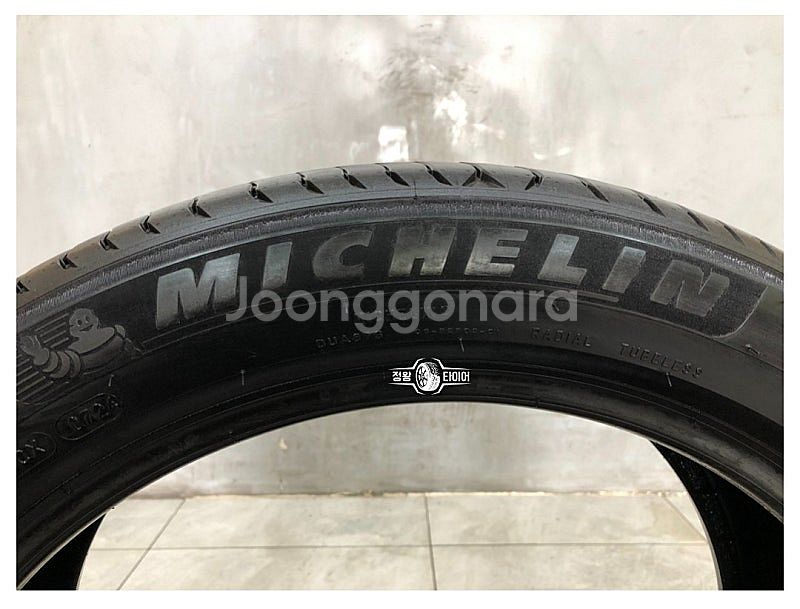 중고타이어 미쉐린 프라이머시4 255/45R20 카니발...--2