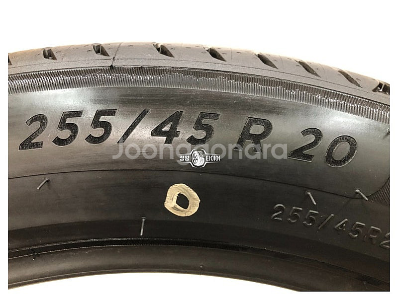 중고타이어 미쉐린 프라이머시4 255/45R20 카니발...--4
