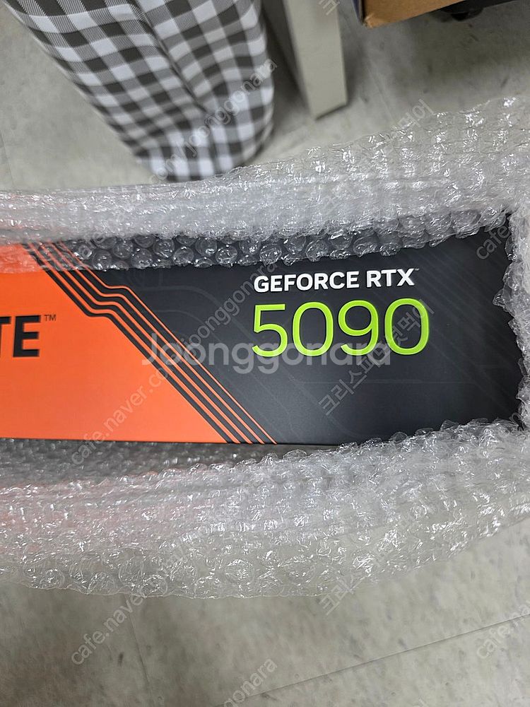 미개봉) 기가바이트 RTX 5090 게이밍 OC 팝니다...--0