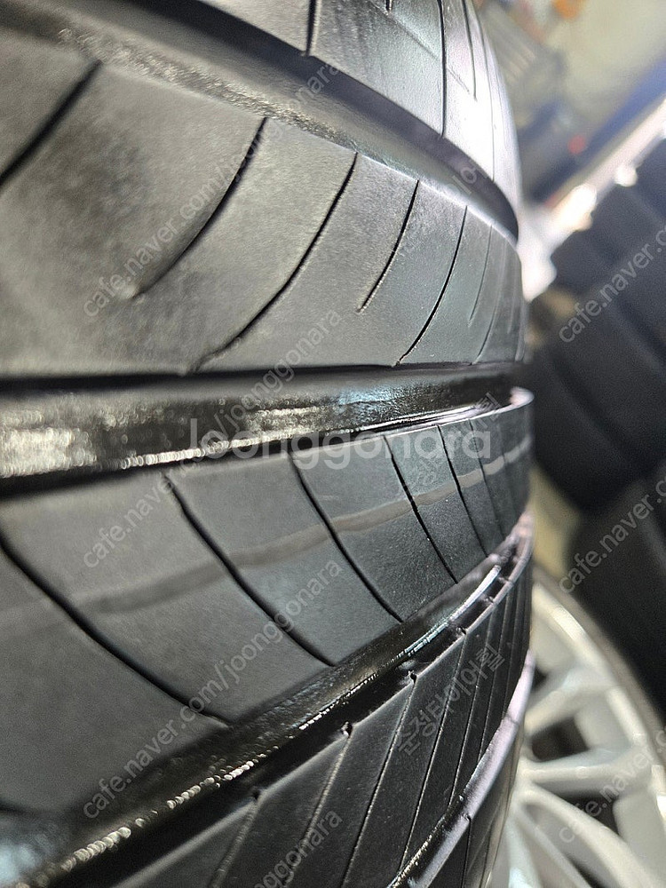 bmw f10 5시리즈 에어로다이나믹 18인치 순정 휠...--5