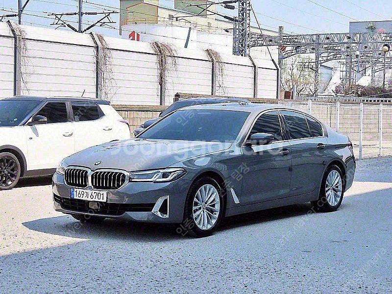 BMW 5시리즈 중고 BMW 중고 5시리즈 중고차 할부...--3