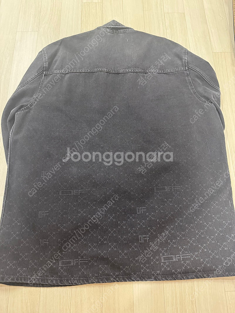오프화이트 흑청자켓 XXL사이즈 판매합니다.--1