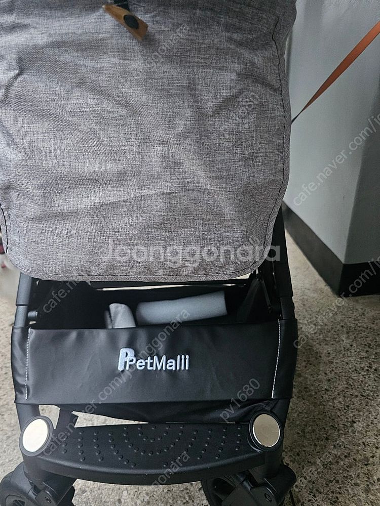 Petmalii 강아지 유모차 팝니다.--1