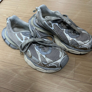 발렌시아가3xl(43사이즈)