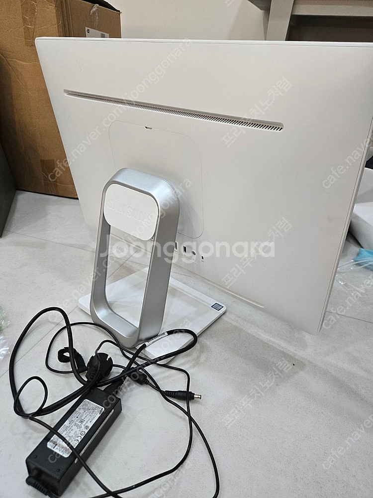 삼성 올인원PC DM530ABE-L55--1