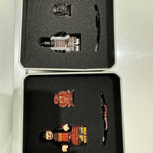 커스텀 레고 코스모스 사무라이랑 기타 레고 판매합니다.