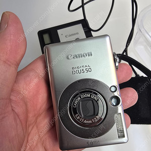 캐논 카메라 래트로 빈티지 카메라 케논DIGITAL IXUS 50 (크롬바디)
