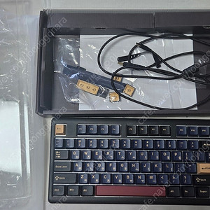 프리플로우 아콘 M1 PRO TKL 자석축 퀵실버 텐키리스 키보드