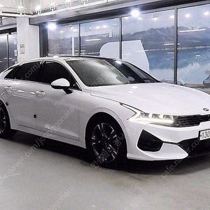 K5 중고차 시세 흰색 2020년식 54,150km 2.0 노블레스 개인사업자 차량구매