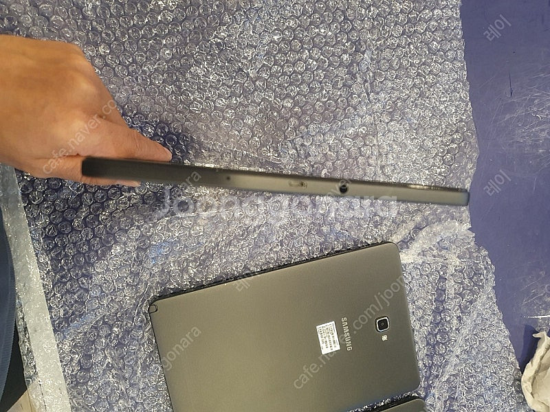 갤럭시탭 a6 with s pen 화질 좋은것 팝니다.--7