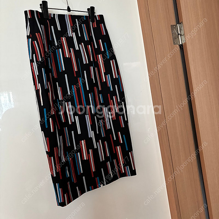 모조에스핀 트임 펜슬 롱스커트 치마 출근룩 결혼식 하객룩 올드머니룩--0