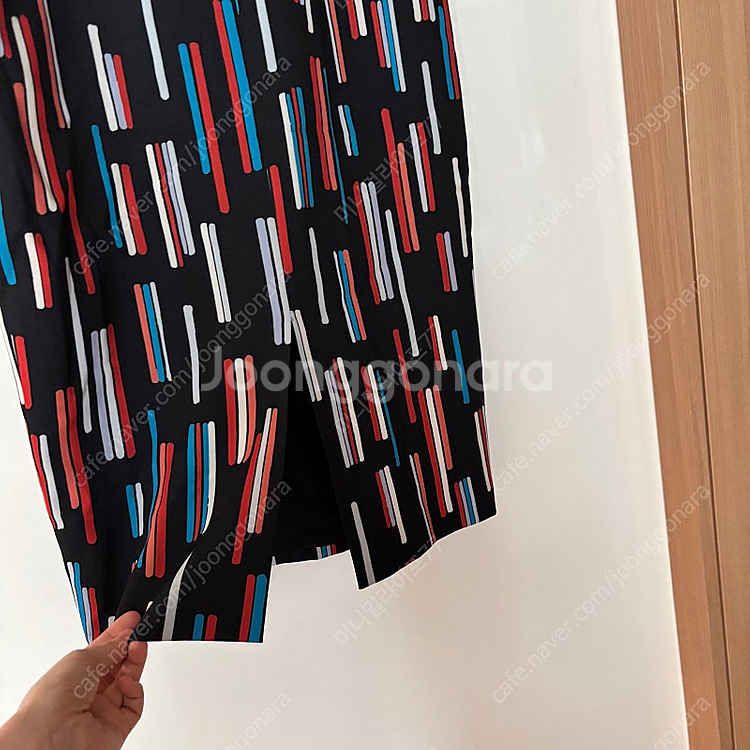 모조에스핀 트임 펜슬 롱스커트 치마 출근룩 결혼식 하객룩 올드머니룩--1