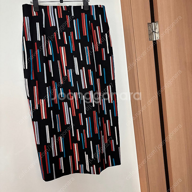 모조에스핀 트임 펜슬 롱스커트 치마 출근룩 결혼식 하객룩 올드머니룩--2