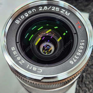 칼자이스 비오곤 25mm f2.8 실버