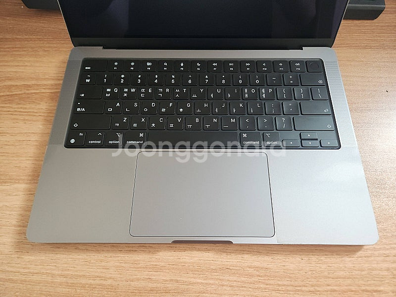 맥북프로 14인치 M3 8GB 512GB--1