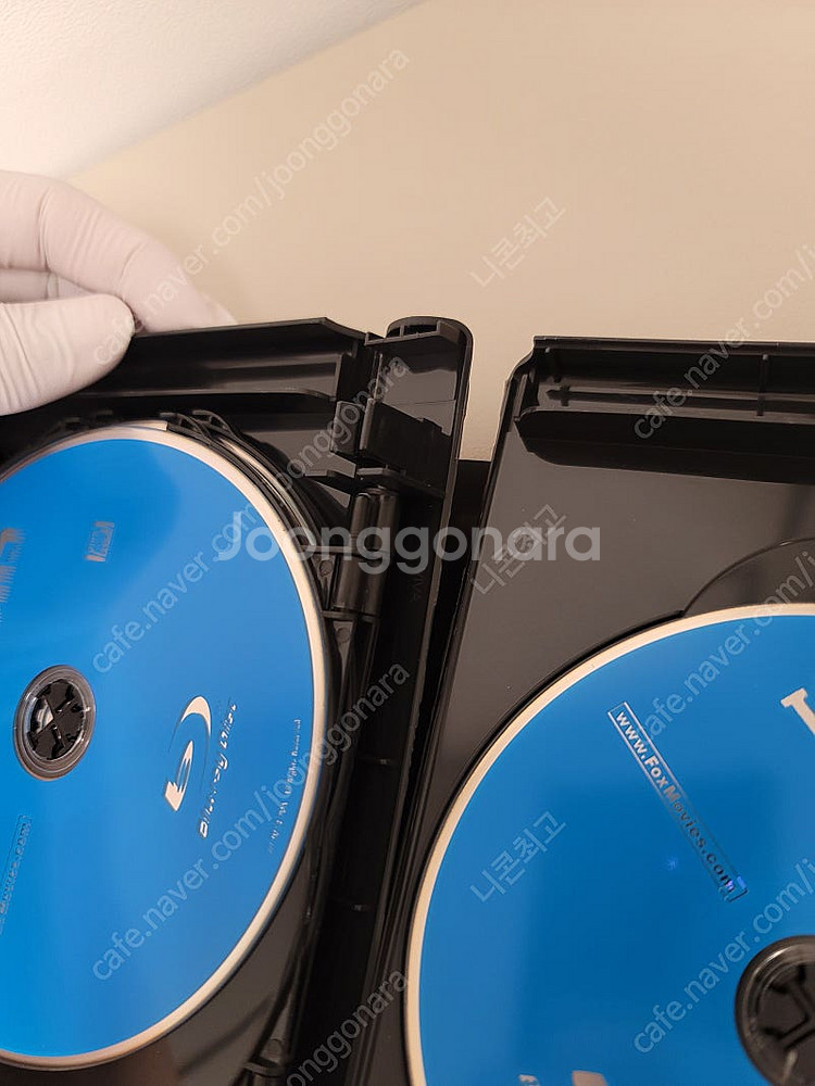 [4K 블루레이] 프레데터 4-movie collection (한글자막X) 팝니다.(택포)--4